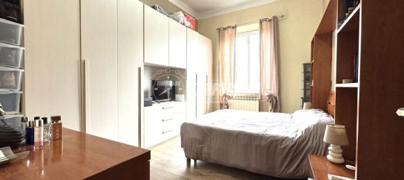 4-salle Appartement à Genoa, Italy No. 105769 18