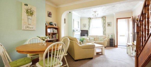  House in Salisbury, United Kingdom No. 2009 6