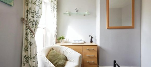  House in Salisbury, United Kingdom No. 2009 11