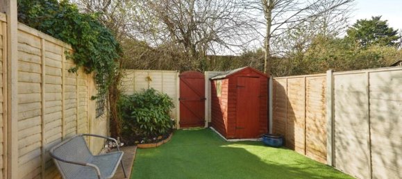  House in Salisbury, United Kingdom No. 2009 16