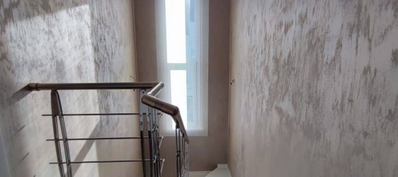 Casa de 8 divisões em Montesilvano, Italy N.º 43159 73