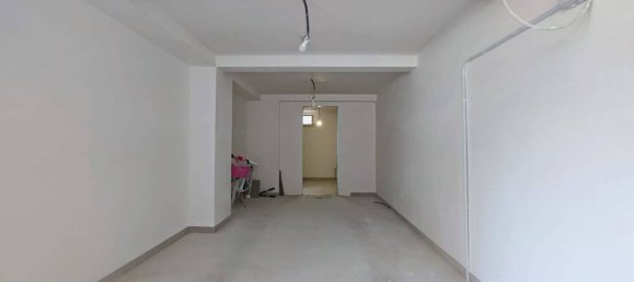 Casa de 8 divisões em Montesilvano, Italy N.º 43159 82