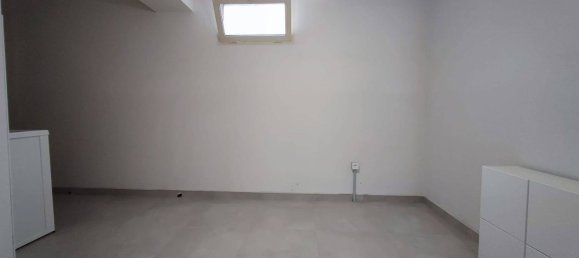 Casa de 8 divisões em Montesilvano, Italy N.º 43159 86