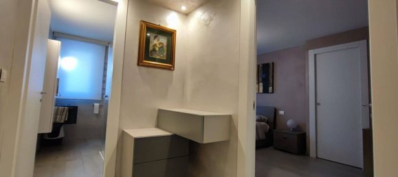 Casa de 8 divisões em Montesilvano, Italy N.º 43159 18