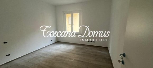 Apartamento de 5 habitaciónes en Siena, Italy No. 17680 9