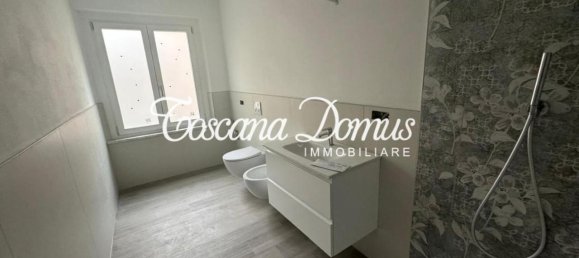 Apartamento de 5 habitaciónes en Siena, Italy No. 17680 8
