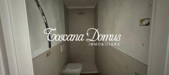 Apartamento de 5 habitaciónes en Siena, Italy No. 17680 5