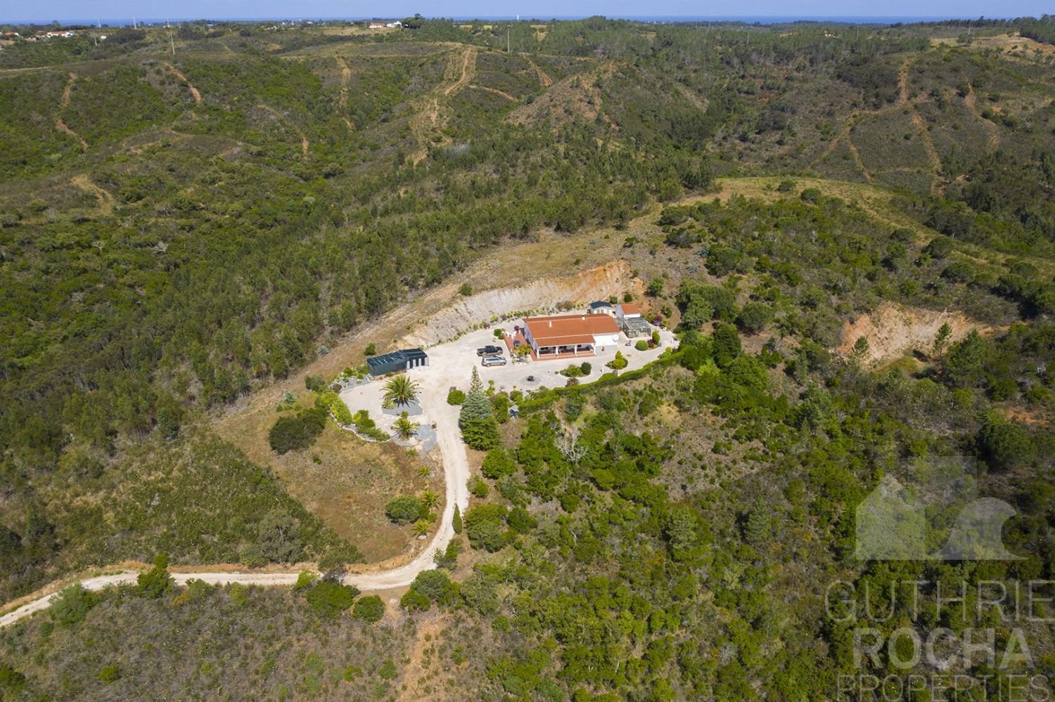 3 bedrooms House in Aljezur, Portugal No. 206627