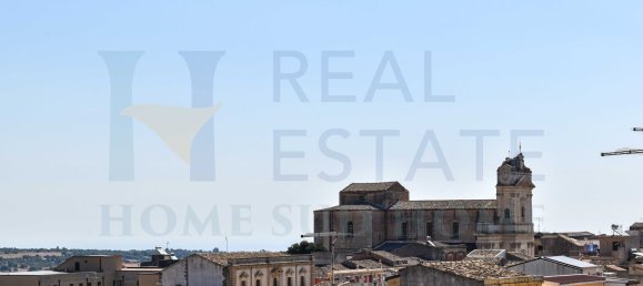 Apartamento de 5 dormitorios en Canicattini Bagni, Italy No. 337052 4