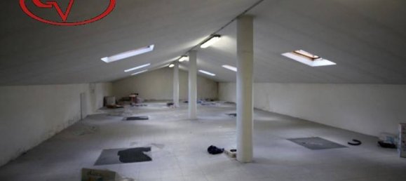 2 rooms Commercial property in Montevarchi, Italy No. 62078 7
