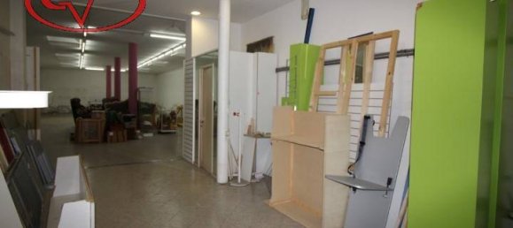 2 rooms Commercial property in Montevarchi, Italy No. 62078 24