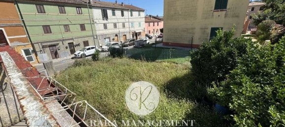 4 rooms Apartment in Ancona, Italy No. 280581 4