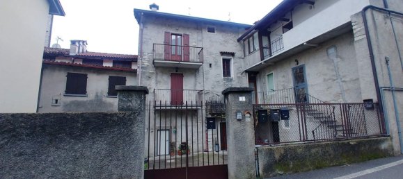 3-salle Appartement à Calolziocorte, Italy No. 167059 45