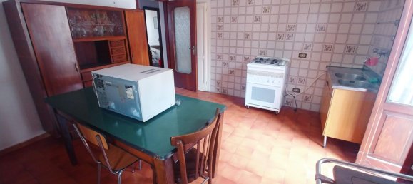 3-salle Appartement à Calolziocorte, Italy No. 167059 6