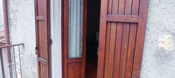 3-salle Appartement à Calolziocorte, Italy No. 167059 15