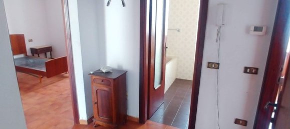 3-salle Appartement à Calolziocorte, Italy No. 167059 17