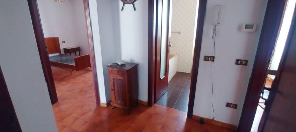 3-salle Appartement à Calolziocorte, Italy No. 167059 2