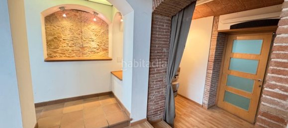 Gewerbliche Immobilie in Sant Marti, Spain 148m², Nr. 68378 15