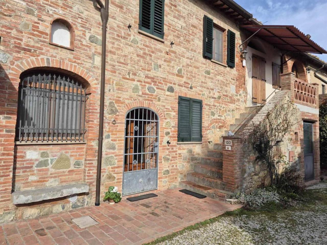 7-salle Maison à Sinalunga, Italy No. 33098