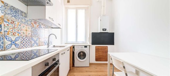 2 bedrooms Apartment in Varese, Italy No. 375813 8