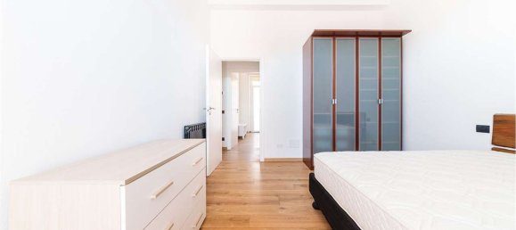 2 bedrooms Apartment in Varese, Italy No. 375813 17