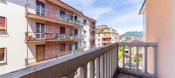 2 bedrooms Apartment in Varese, Italy No. 375813 27