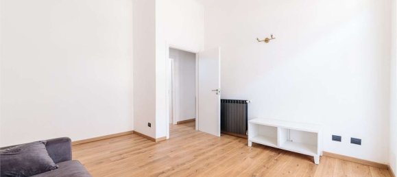 2 bedrooms Apartment in Varese, Italy No. 375813 7