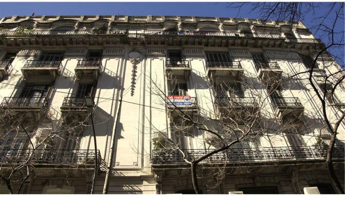 8 bedrooms Apartment in Buenos Aires, Argentina No. 102707