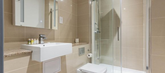 Casa de 3 dormitorios en London, United Kingdom No. 4573 6