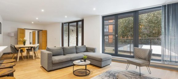 Casa de 3 dormitorios en London, United Kingdom No. 4573 2