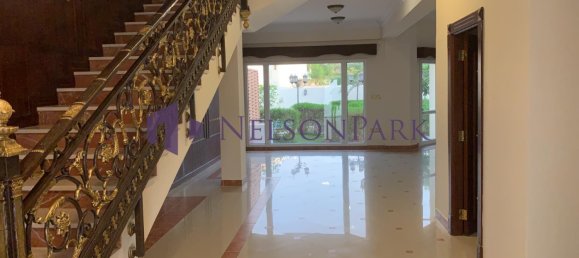 3 bedrooms Villa in Doha, Qatar No. 2002 5