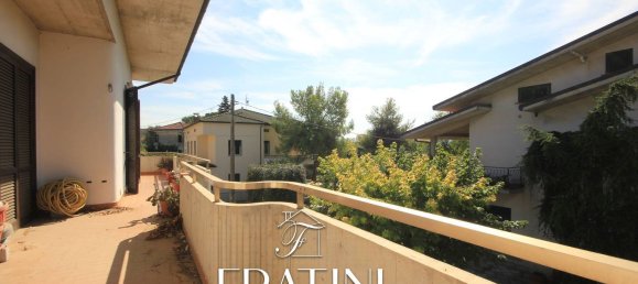 5 rooms Villa in Sant'Omero, Italy No. 43330 17