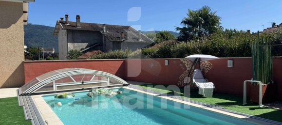 5 bedrooms House in Vinay, France No. 355465 2