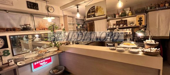 Gewerbliche Immobilie in Seriate, Italy 105m², Nr. 179250 4