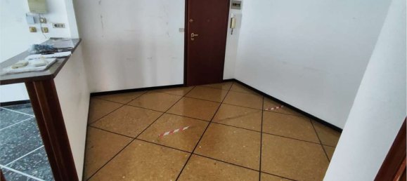 Квартира с 3 комнатами в Рапалло, Италия № 220239 3