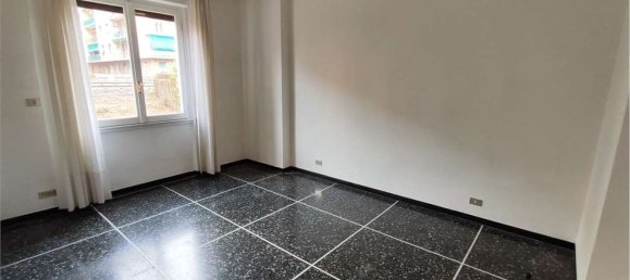 Квартира с 3 комнатами в Рапалло, Италия № 220239 14