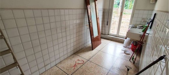 Квартира с 3 комнатами в Рапалло, Италия № 220239 10