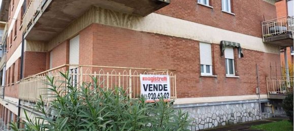 3 rooms Apartment in Mathi, Italy No. 103211 2