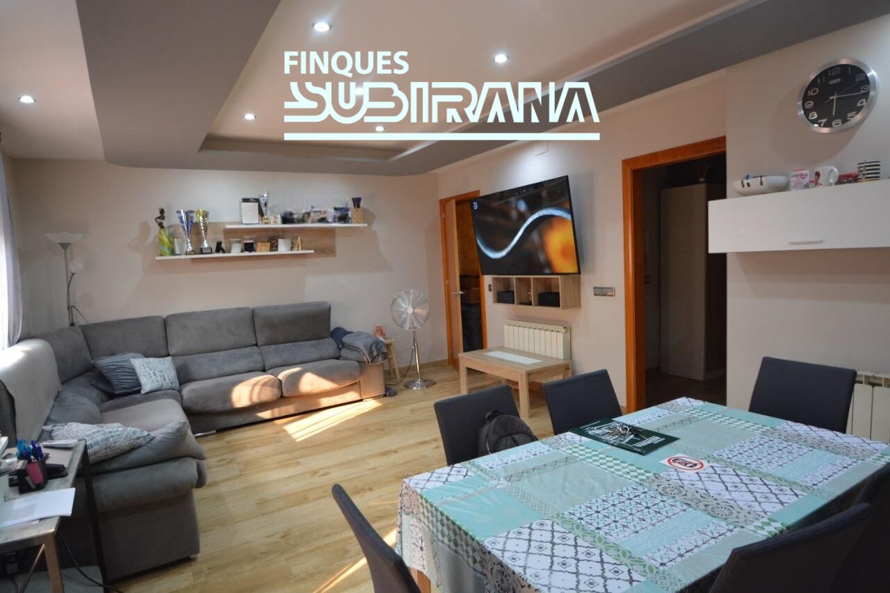 2 Schlafzimmer Doppelhaus in Santa Margarida de Montbui, Spain, Nr. 215685