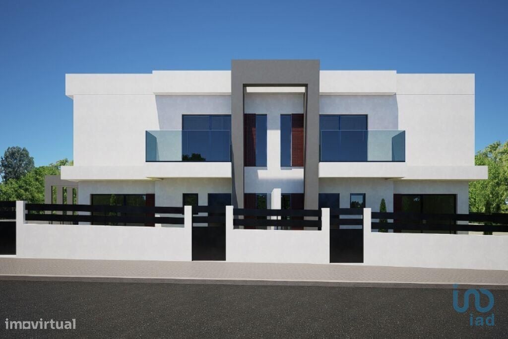 4 bedrooms Villa in Seixal, Portugal No. 116754