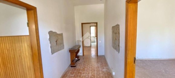 3 bedrooms House in Assisi, Italy No. 230143 9