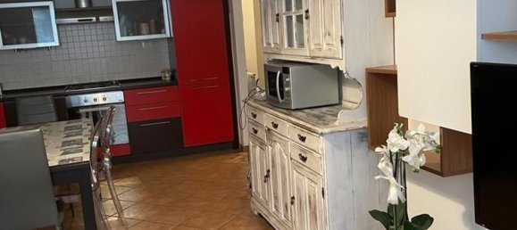 2 rooms Apartment in Carrara, Italy No. 31117 5