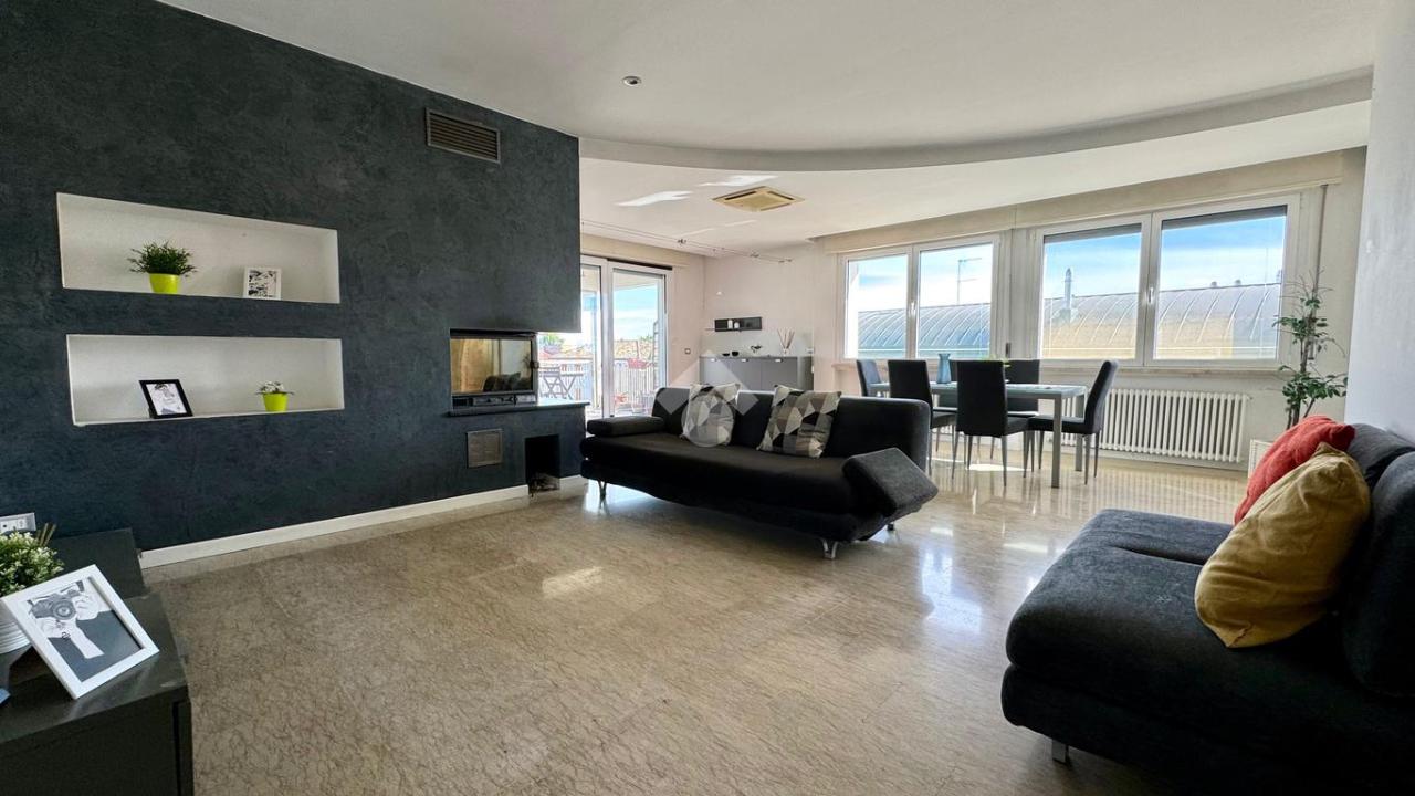 Apartamento de 5 divisões em Udine, Italy N.º 66807