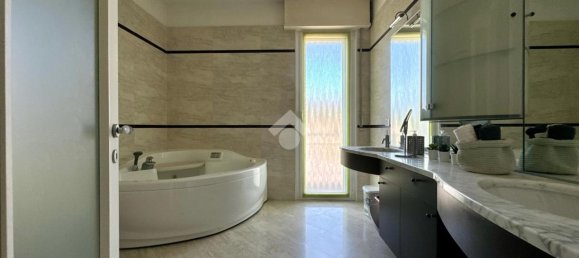 Apartamento de 5 divisões em Udine, Italy N.º 66807 40