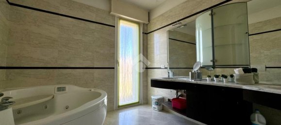 Apartamento de 5 divisões em Udine, Italy N.º 66807 41