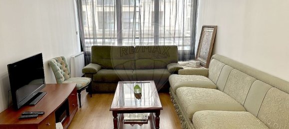 1 bedroom Apartment in Paris, France No. 336371 2