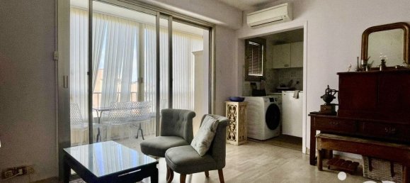 Studio in Cannes, France, Nr. 278386 2