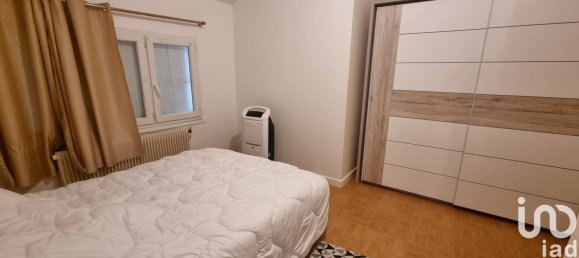 3 chambres Bâtiment à Montargis, France No. 244086 8