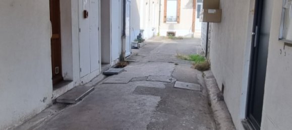 3 chambres Bâtiment à Montargis, France No. 244086 4