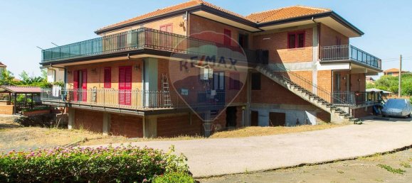 Villa de 3 dormitorios en Mascalucia, Italy No. 298504 32